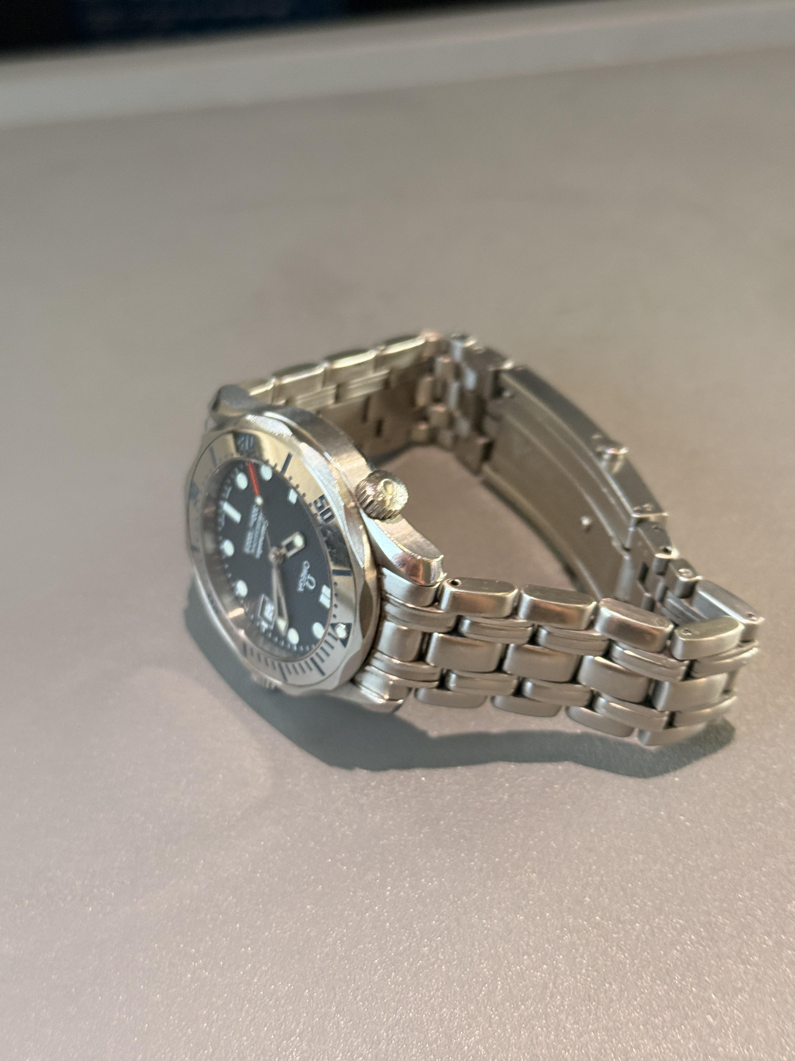 Omega Seamaster Pro 300m Midsize 2562.50