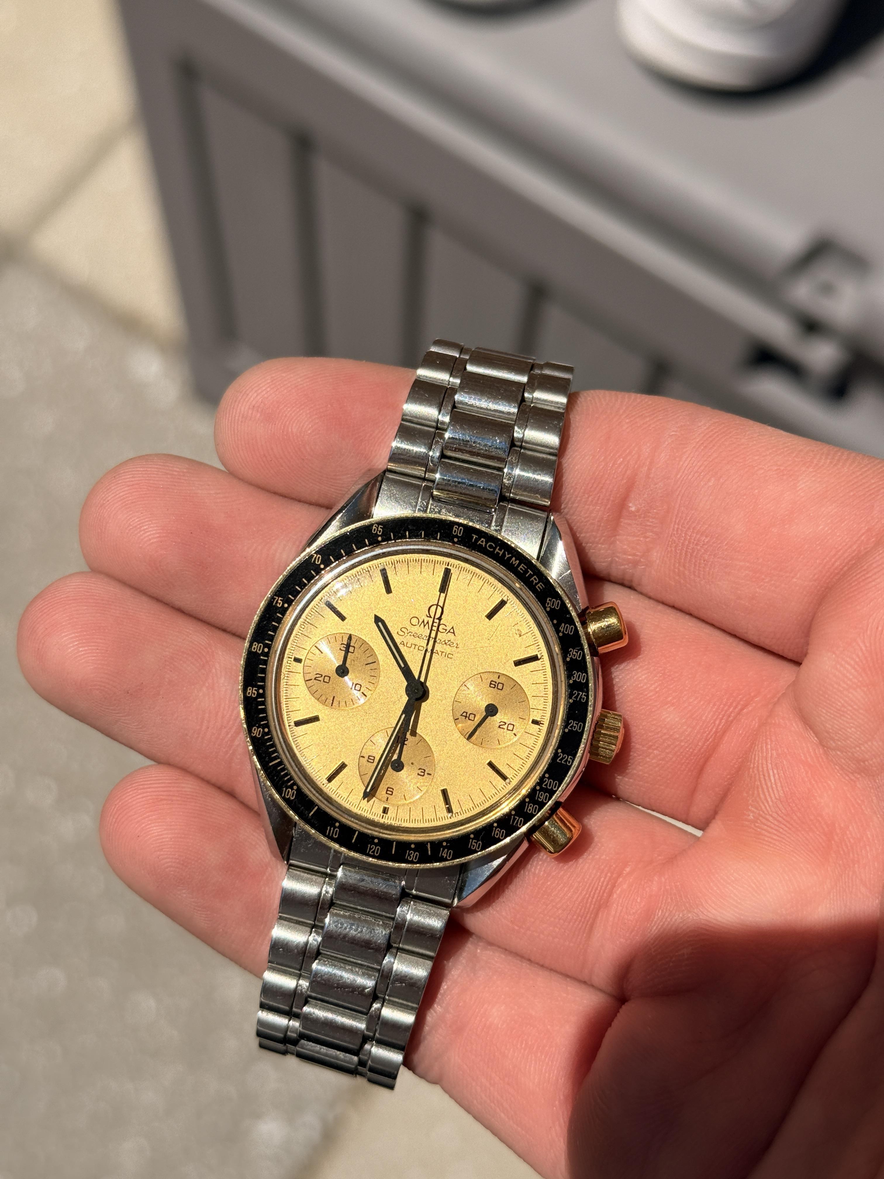 Omega Speedmaster 18k/SS 3310.10 with FRESH SERVICE