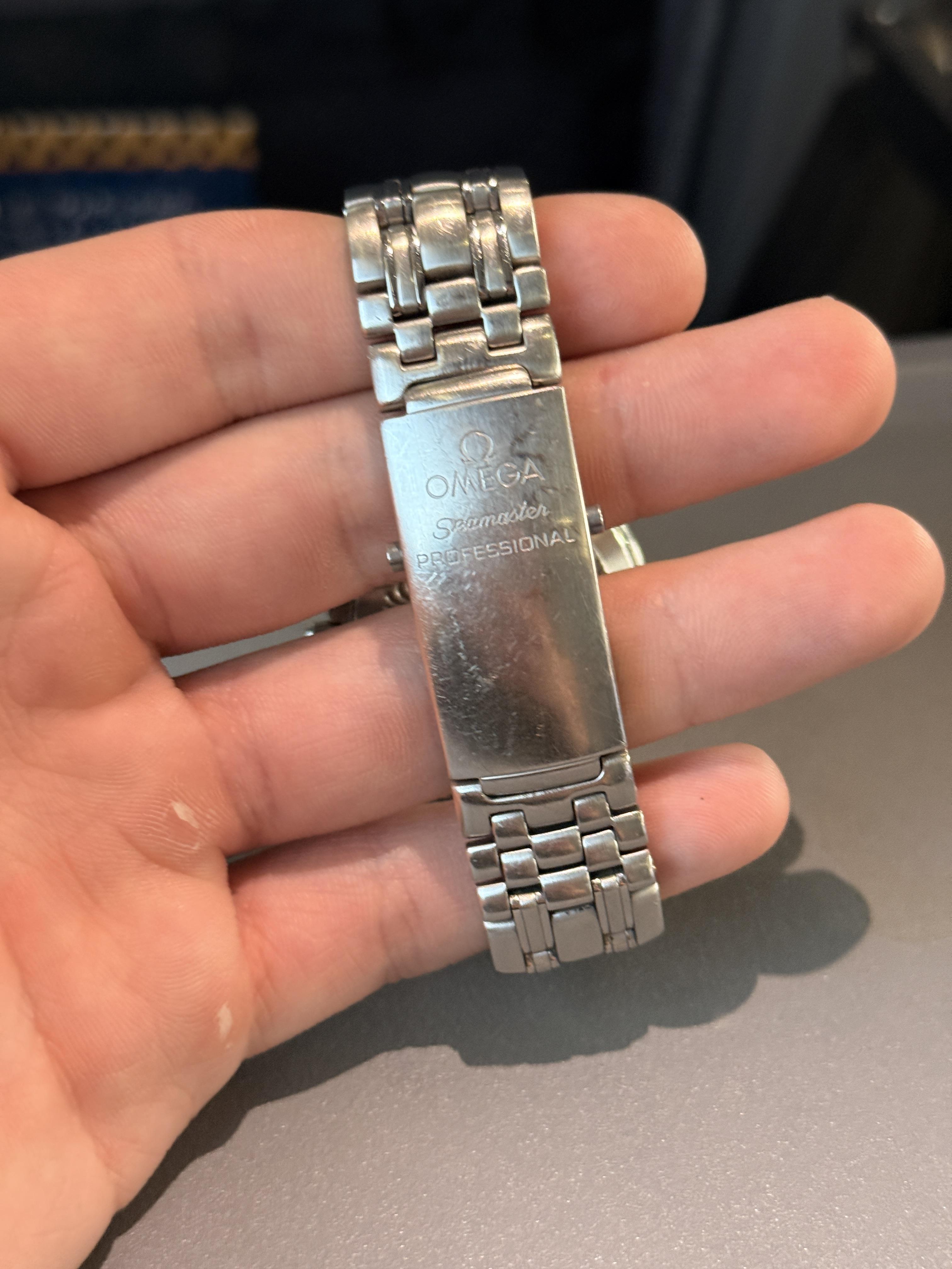 Omega Seamaster Pro 300m Midsize 2562.50