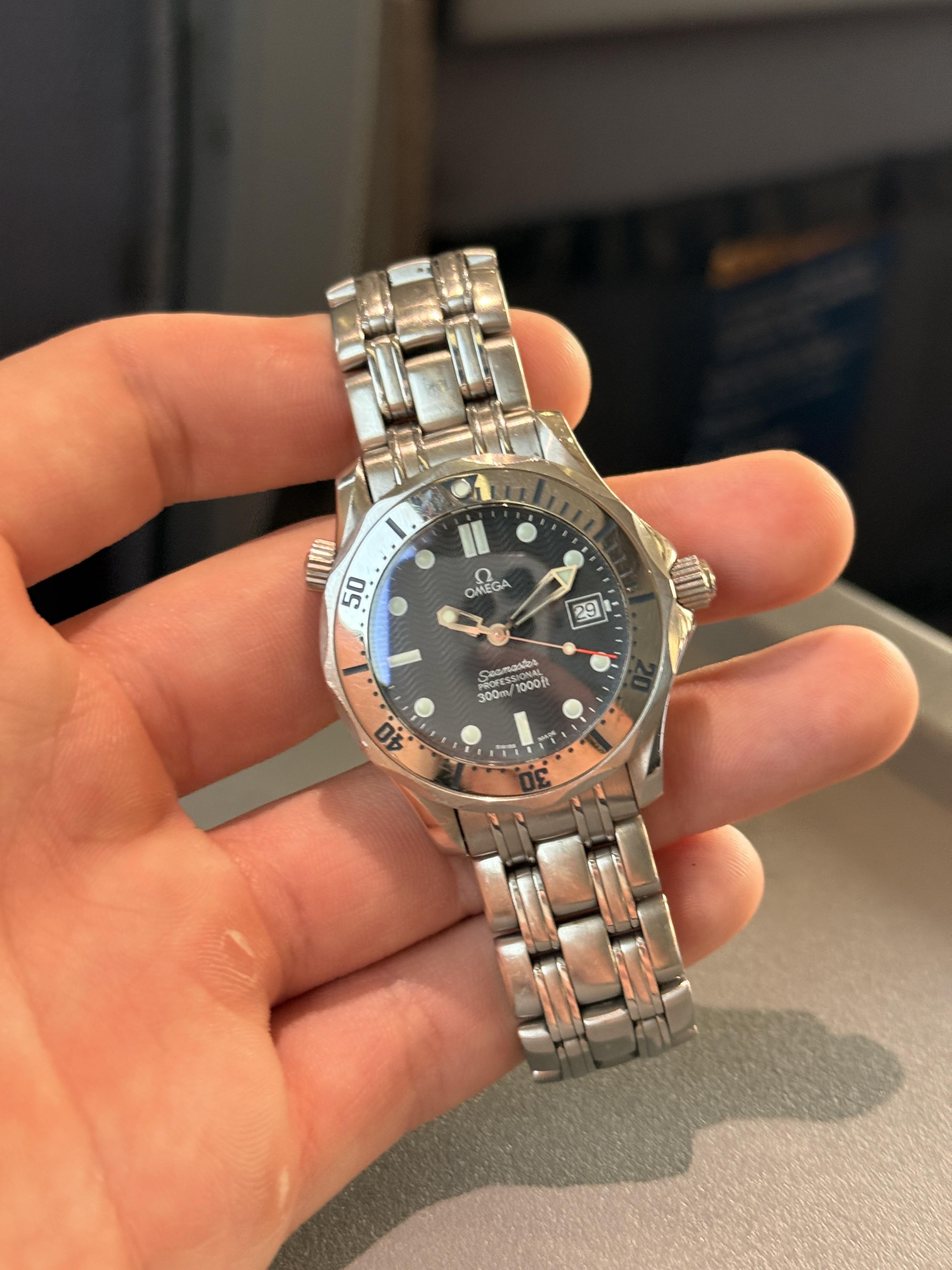 Omega Seamaster Pro 300m Midsize 2562.50